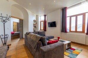 Smart TV - AUBERGE DU VAL JOLI - SEEZ (SEEZ)