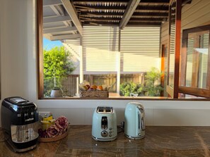 Interior - East Brisbane Federation-Style Pool Villa (East Brisbane)