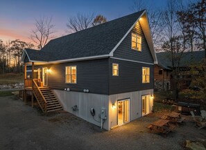 Exterior - Arcade-HotTub-FirePit-5BD-EV-Starlink-NoCleaningFee (McHenry)