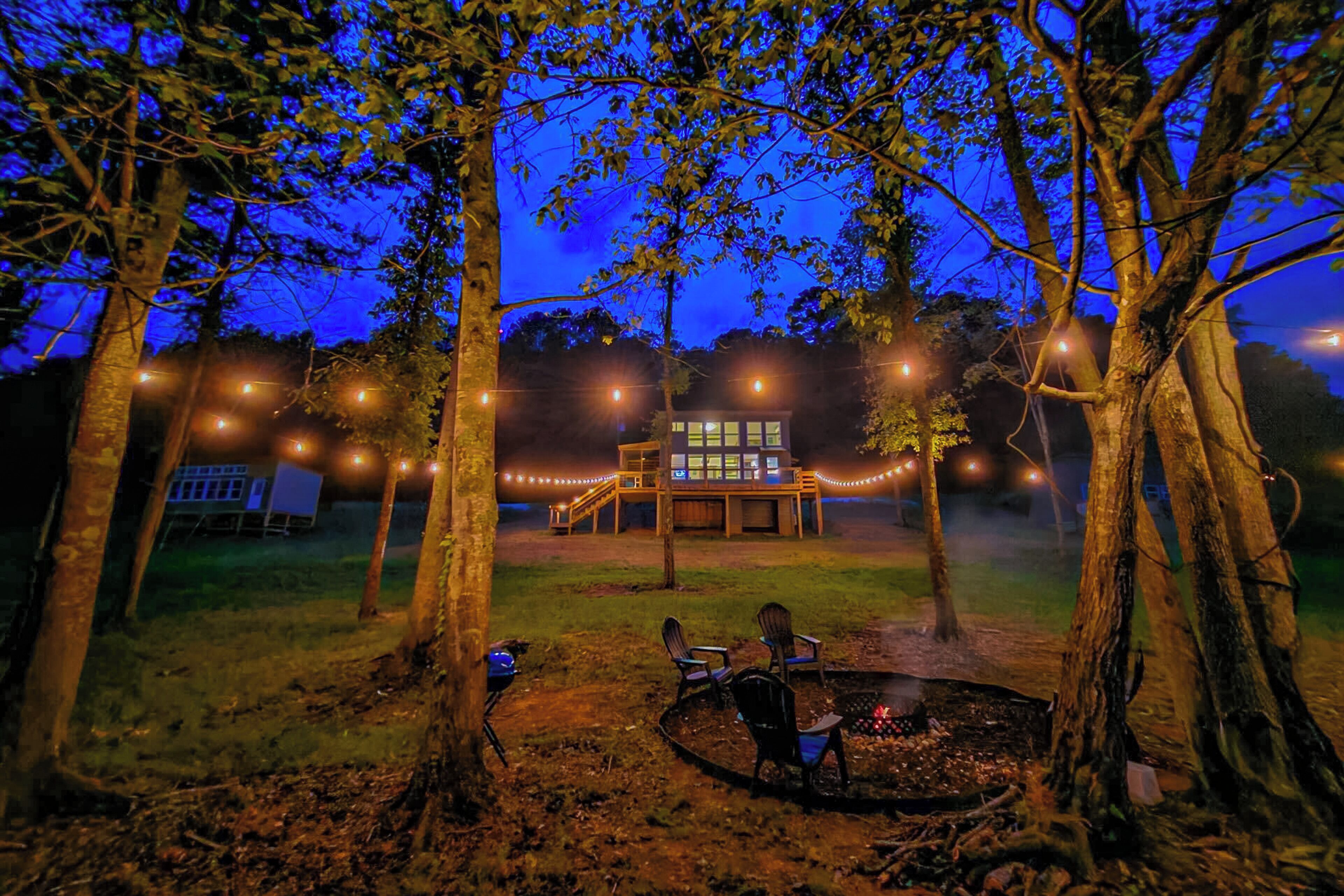 المنطقة المحيطة بالمنشأة