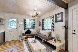 TV, fireplace, ping pong - 3 Mi to State Park: Quiet Escape w/ Deck in Arnold (Arnold)