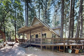 Exterior - 3 Mi to State Park: Quiet Escape w/ Deck in Arnold (Arnold)