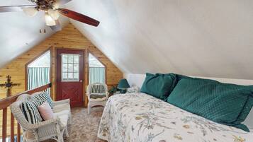 2 bedrooms, iron/ironing board, bed sheets