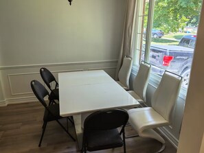 Dining - 5BR Home in North London(UWO) (London)