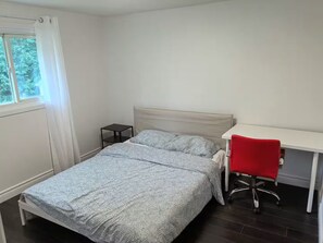 5 bedrooms, WiFi, bed sheets - 5BR Home in North London(UWO) (London)
