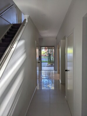 Interior - Luxury Parkville Retreat with Heated Pool, Spa & Designer Gardens (Parkville)