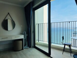 إطلالة من الشرفة