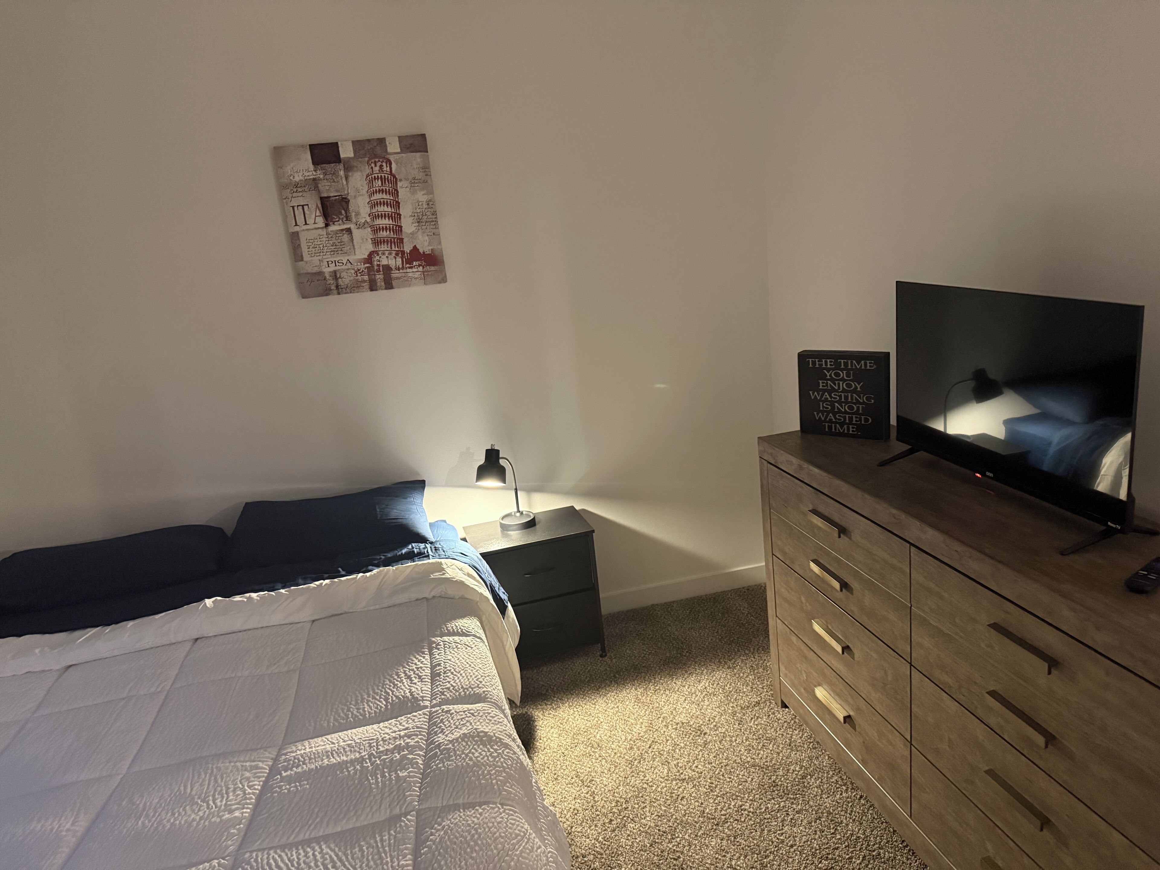 Wifi gratis y ropa de cama