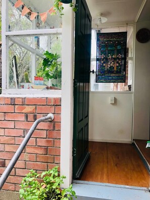 Exterior detail - Charming One-Bedroom Unit Near Cheltenham Beach (Devonport)