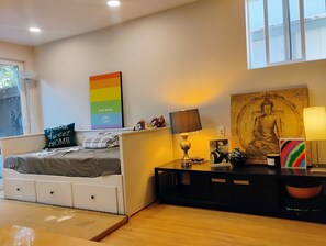 1 bedroom, Internet, bed sheets