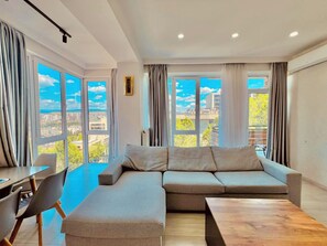 Unclassified image, 3 of 15, button - Sunny Apartment in the Heart of the City (Tbilisi)