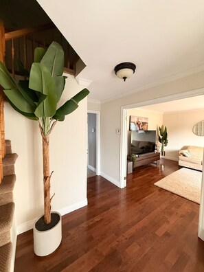 Living area - Cozy Room: Nature, & City Life (Mount Pearl)