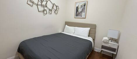 2 sovrum, strykjärn/strykbräda, resesäng och gratis wi-fi