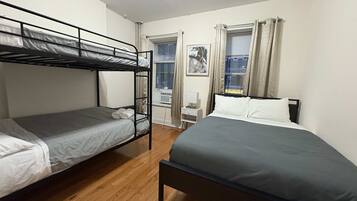 2 多间卧室、熨斗/熨衣板、旅行婴儿床、免费 WiFi