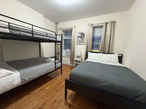 1 camera, ferro/asse da stiro, culla da viaggio, Wi-Fi gratuito