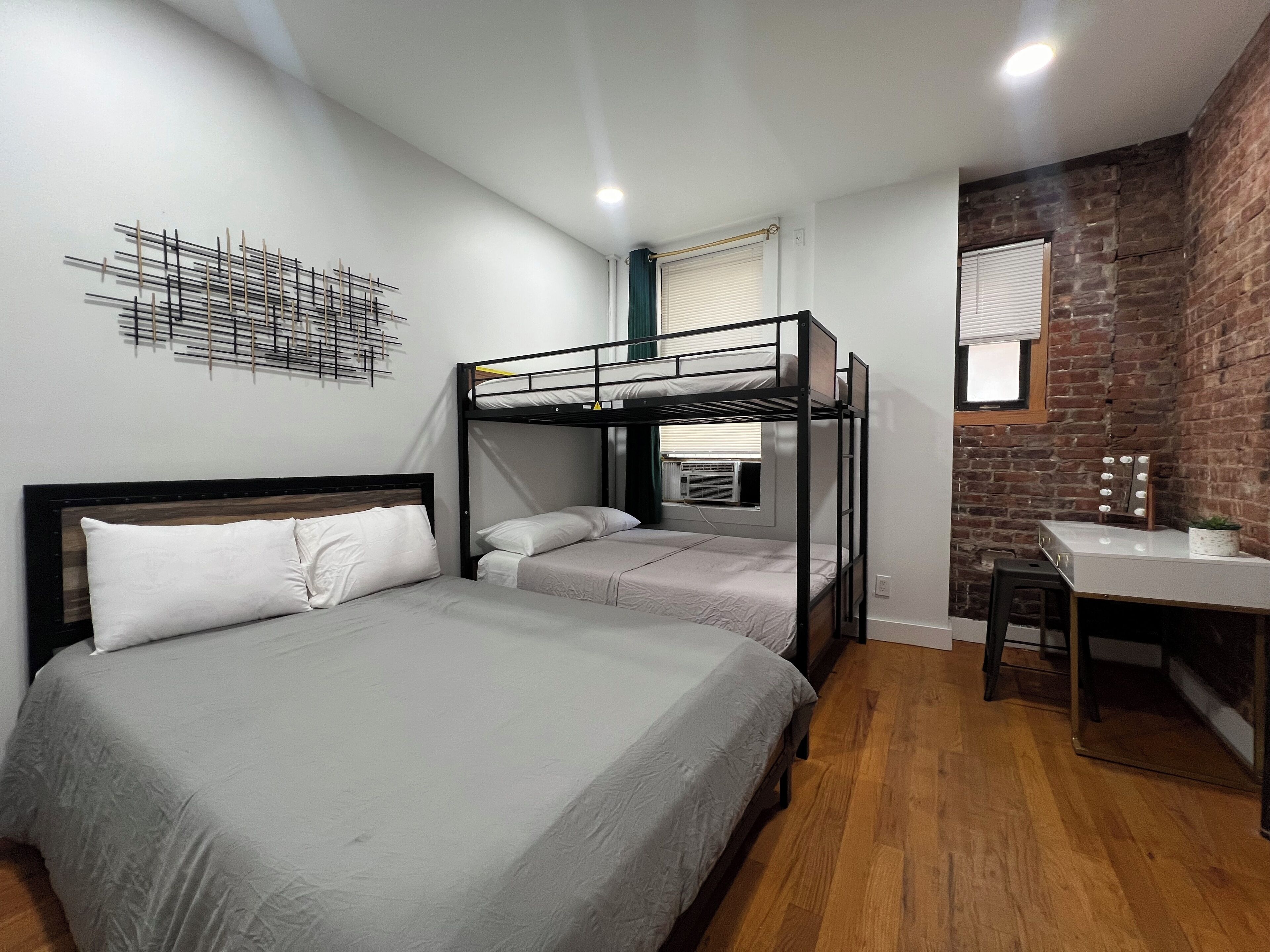 2 Schlafzimmer, Bügeleisen/Bügelbrett, Reisekinderbett, kostenloses WLAN