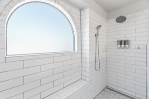 Shower, hair dryer, towels, soap - STOP!!! 10 Reasons Why You'll Want To Book This House!!! (Avondale)