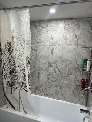 Hair dryer, towels, soap, shampoo - Designed to feel like home, not just a place to sleep. Enjoy modern furnishings, (Edmonton)