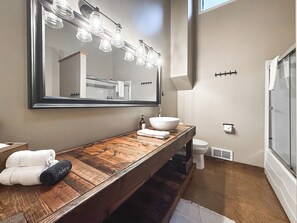 Hair dryer, towels