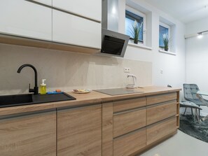 Private kitchen - Sosnowiec Leisure Apartment (Sosnowiec)