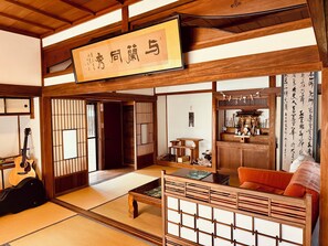 Interior - Inaka TŌKA Stay&Retreat Farm Resort: Sauna, Guided Tours & Farm Life with Animals (杵築市)