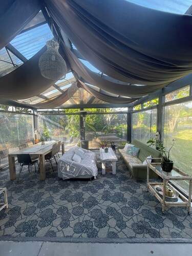 Raglan Hideaway - A stylish retreat in Raglan