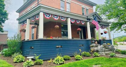 2-bedroom apartment in Convenient Downtown Location