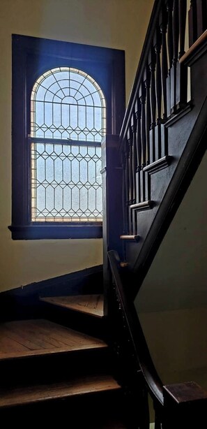 Interior - 2-bedroom apartment in Convenient Downtown Location (Fairmont)