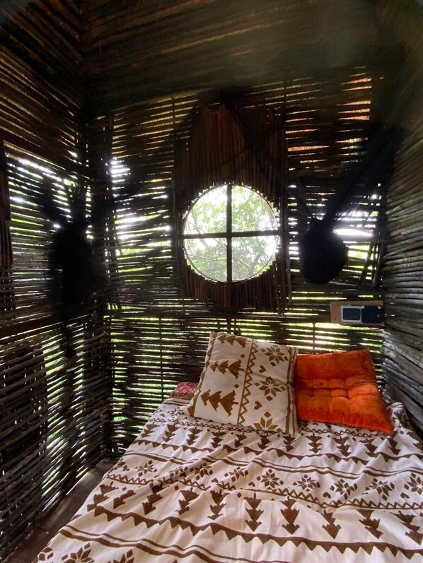 Fer et planche à repasser, Wi-Fi, draps fournis