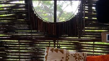 Bügeleisen/Bügelbrett, WLAN, Bettwäsche