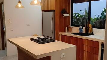 Oven, stovetop, dishwasher, coffee/tea maker