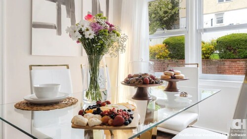 Prime Luxury NYC: Free Parking + Mins away from Downtown
