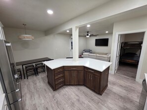 Interior - Luxury 3 Bedroom, 2 Bath Basement Apartment. Family and pet friendly! (Harrisville)