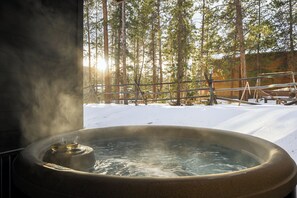 Outdoor spa tub - Luxe 3Br Townhome w/ Private Hot Tub, Sauna, Walk to Village and Gondola! (Dillon)
