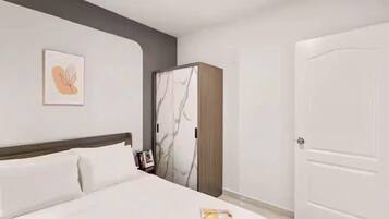 Grand Suite, 1 Bedroom, Club lounge access, City View | In-room safe, individually decorated, individually furnished, desk