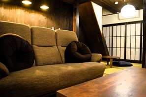 Living area - hidasumika hanasatoyado ikoi (Takayama)