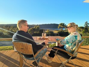 Sun deck - Lake Brunner Eco Lodge (Inchbonnie)