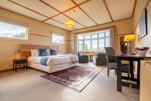 Superior Double or Twin Room, Lake View | Free WiFi - Lake Brunner Eco Lodge (Inchbonnie)