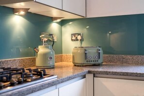 Cots/infant beds - Marble Arch Residences (London)