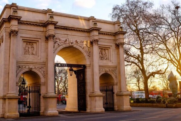 View from property - Marble Arch Residences (London)
