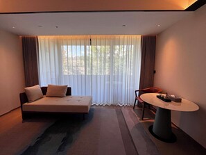 Panoramic Double Room | Living area - XUANDE GATE HOTEL (Jiaxing)