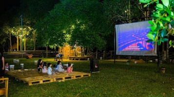 Children's play area - outdoor