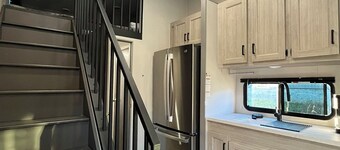 Scenic NWA Retreat with New Luxury Camper on 15 Acres near XNA and Bentonville