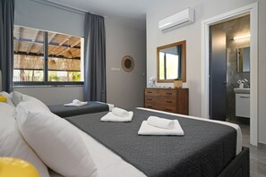 Fer et planche à repasser, accès Internet, draps fournis