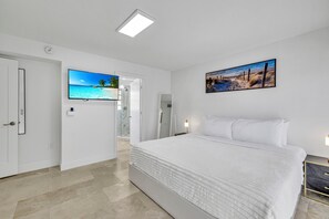 4 chambres, fer et planche à repasser, Wi-Fi, literie fournie