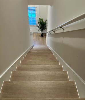 Interior - Beautiful 3-bedroom townhome with AC in Panama City. Refreshing take of Beach! (Panama City Beach)