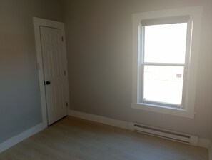 Interior - Minimalist apartment ,3 mins walk to Avenir Centre Moncton (1 month or longer) (Moncton)