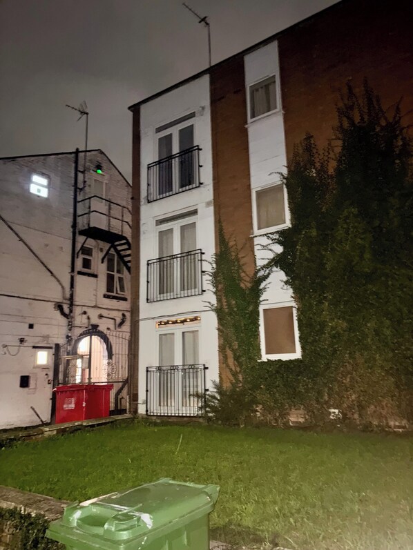 Exterior - Haden Hill Retreat - Wolverhampton (Wolverhampton)