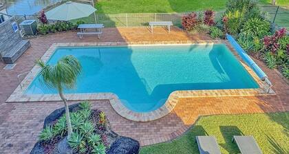 Sails Resort 3 Bedroom Apartment - Unit 12