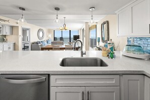 Interior - Updated Corner 3BR w/ View: Suntide III - Unit 710 (South Padre Island)